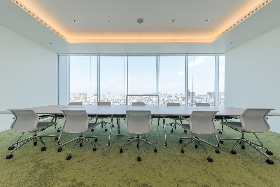 Koizumi R&D Osaka - Đổi mới không gian làm việc với giải pháp chiếu sáng thông minh