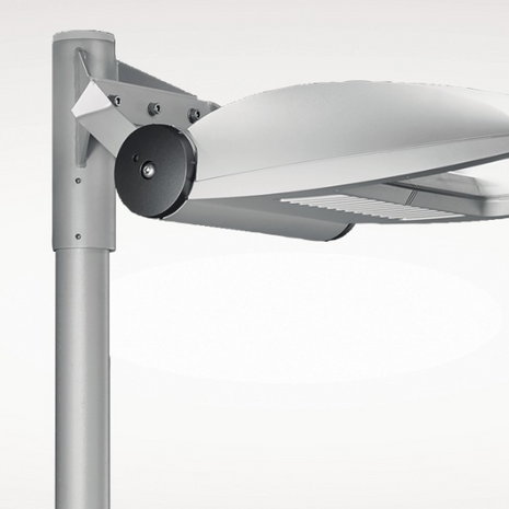 TRILUX STREETLIGHT LnStar 70-AM1R/8200